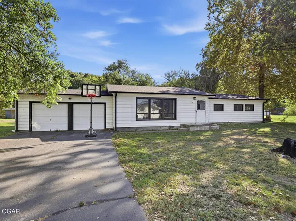 1404 Saint Patrick St, Seneca, MO 64865