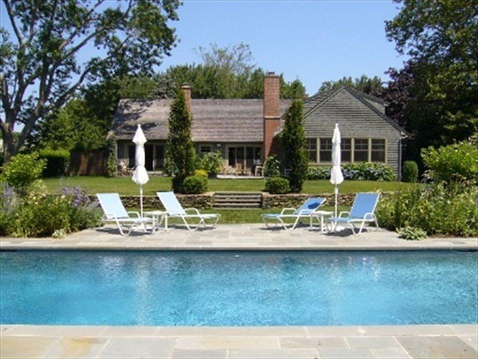 1st image of 51 Meadow Way