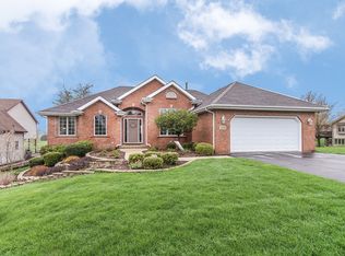 14N190 Gunpowder Ln, Elgin, IL 60124