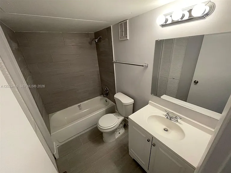 17485 NW 67th Ct #D-21 — Photo 25