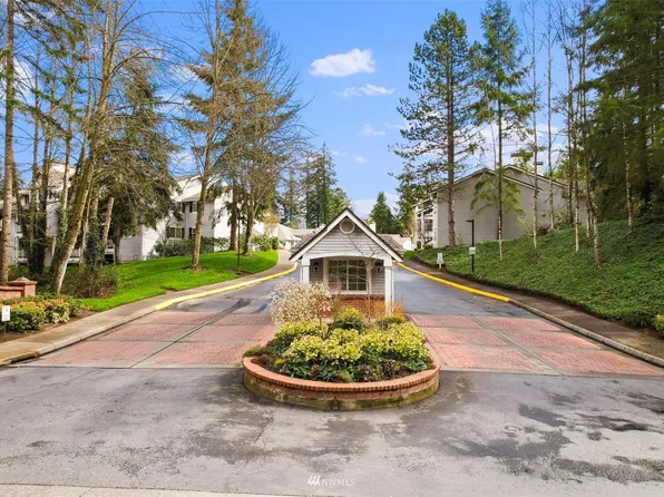 23335 Cedar Way APT B102, Mountlake Terrace, WA 98043