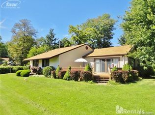 2548 Henry Rd, Lapeer, MI 48446