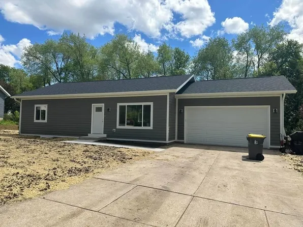 126 19th St, Monroe, WI 53566