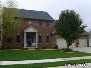 1509 N Lakeshore Dr, Marion, IN 46952
