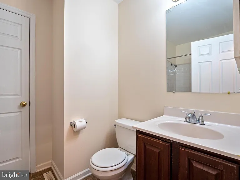 4907 37th Pl — Photo 29