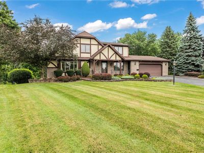 112 Red Rock Cir, Rochester, NY, 14626
