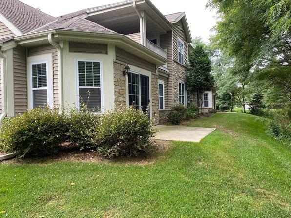 W264N2735 Christian Ln UNIT 3