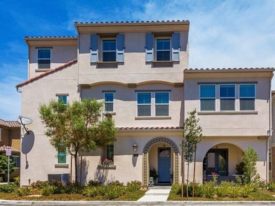 526 Tribella Ct, Santa Ana, CA, 92703