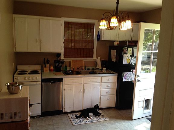 5th image of 914 S 14th St