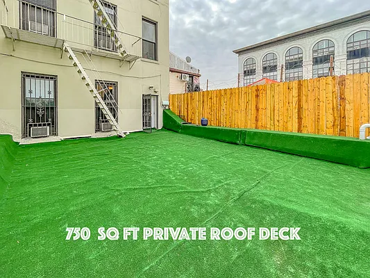 Rented by MySpaceNYC | media 20