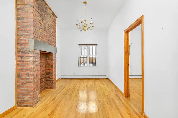 Rented by Compass | media 10