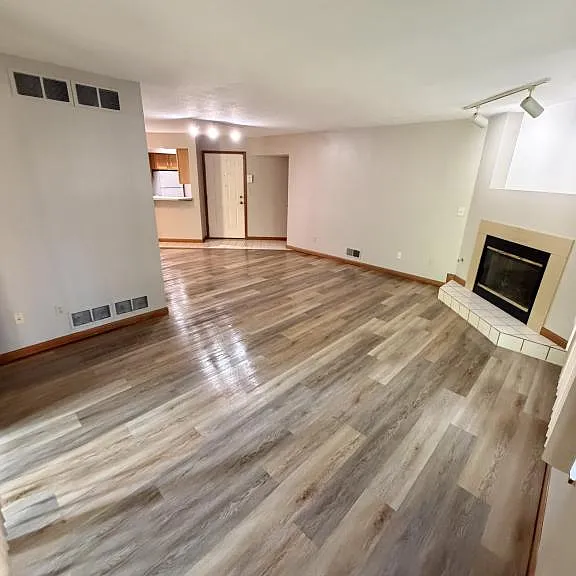 4046 Saint Andrews Ct #1 — Photo 4