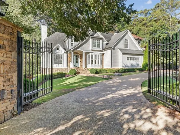 3100 Rhodenhaven Dr NW, Atlanta, GA 30327
