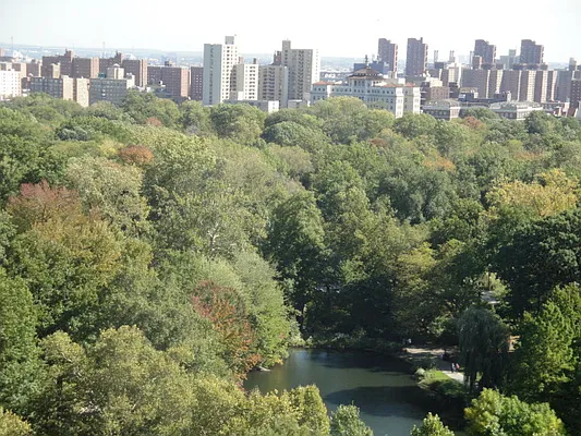 Sold by CLB Realty | media 11