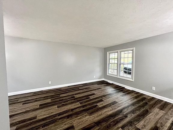 4th image of 5513 Shenandoah Dr