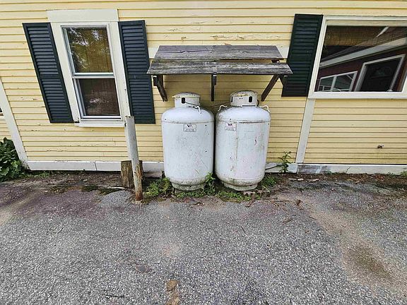 5th image of 17 West Street