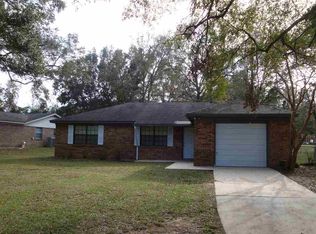 3219 Connector Dr, Tallahassee, FL 32303