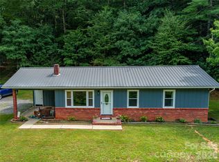 638 Three Quarter Creek Rd, Burnsville, NC 28714