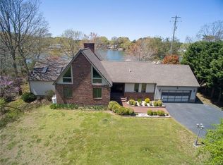 769 Oyster Point Dr, Reedville, VA 22539