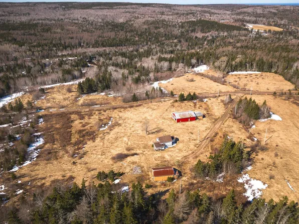 201 Macleod Settlement Rd, Inverness, NS B0E 2W0