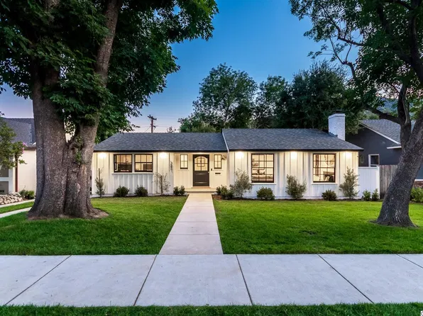 1251 Oak Circle Dr, Glendale, CA 91208