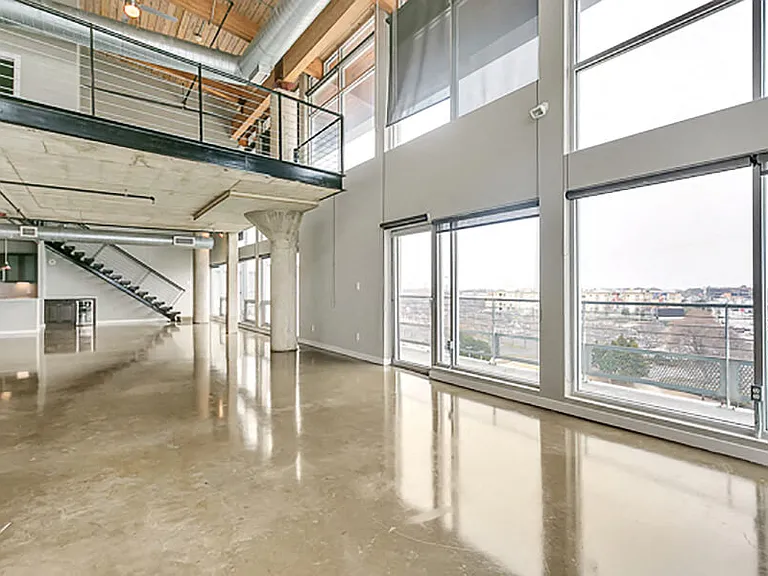 Penthouse apartment
