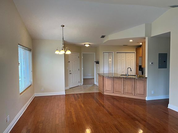 3rd image of 815 W Boynton Beach Blvd APT 5206