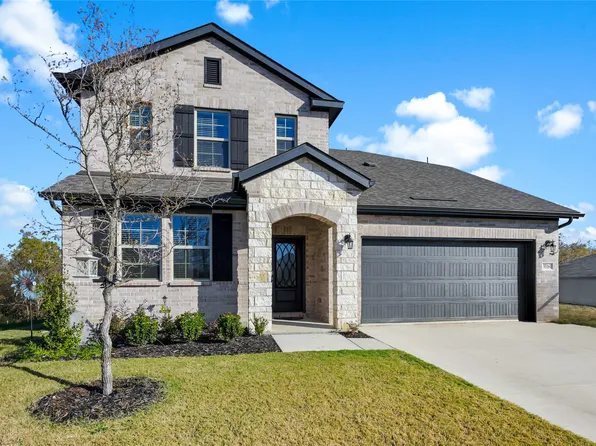5516 Candlewood Dr, Denton, TX 76207