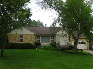 558 Hillcrest St, Viroqua, WI 54665