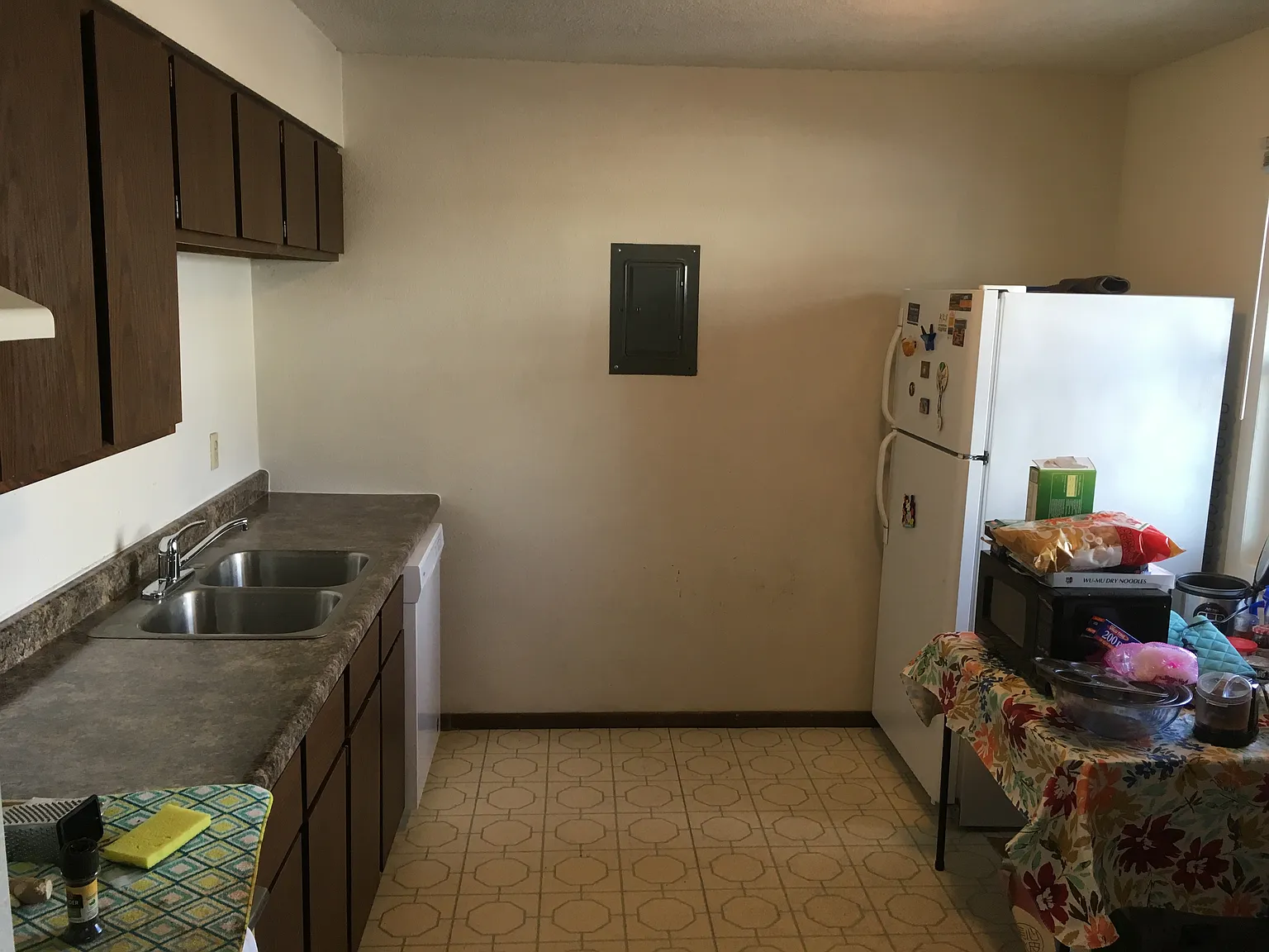2 bed, $870 — Photo 4