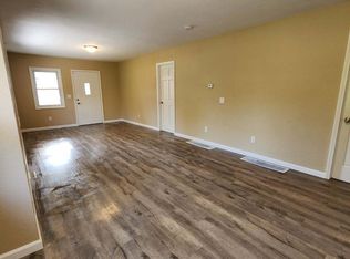 2168 Autokee St, Oregon, OH 43616