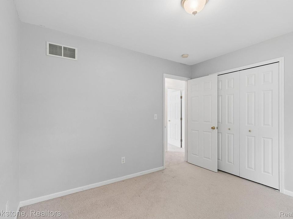 14388 Oak Leaf Trl, photo 30