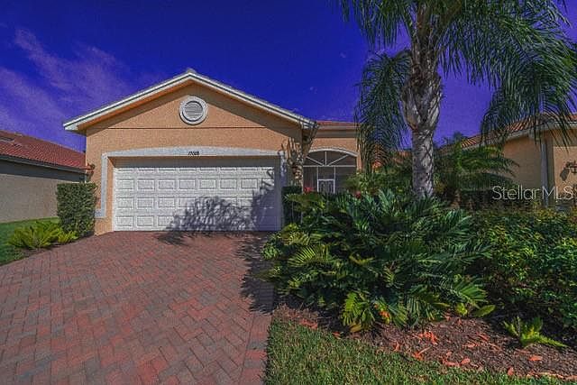1st image of 15668 Aurora Lake Cir