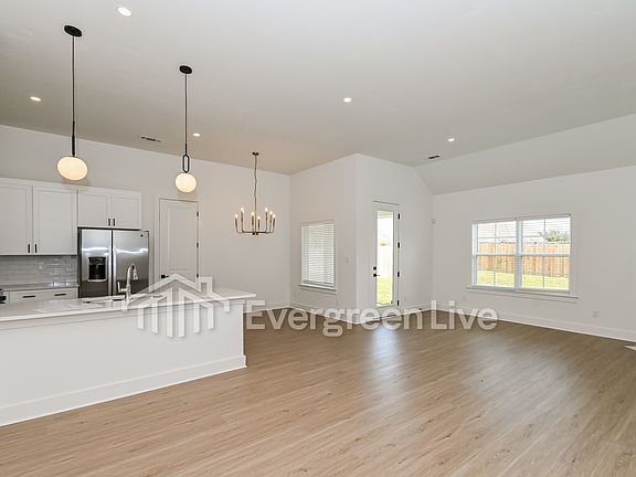 2nd image of 4256 McSwain Dr