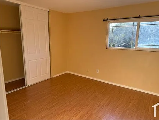 566 Chambers St #D — Photo 12