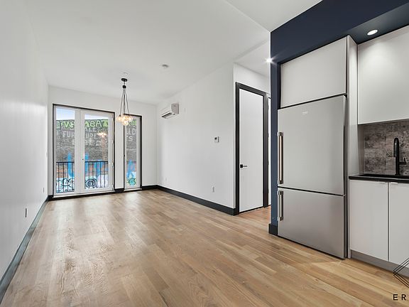 5th image of 7 Melrose St #4F