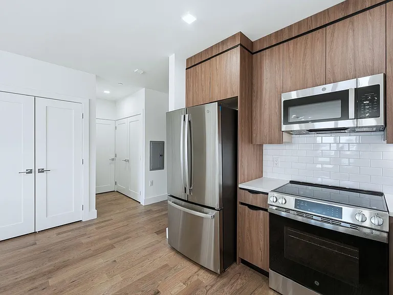 8404 4th Ave #401 — Photo 4