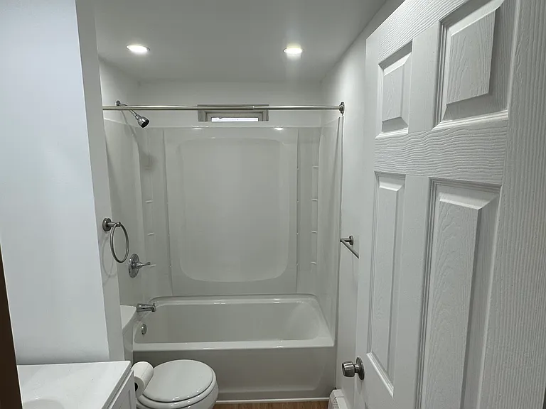 292 Rumbold Ave #3 — Photo 14