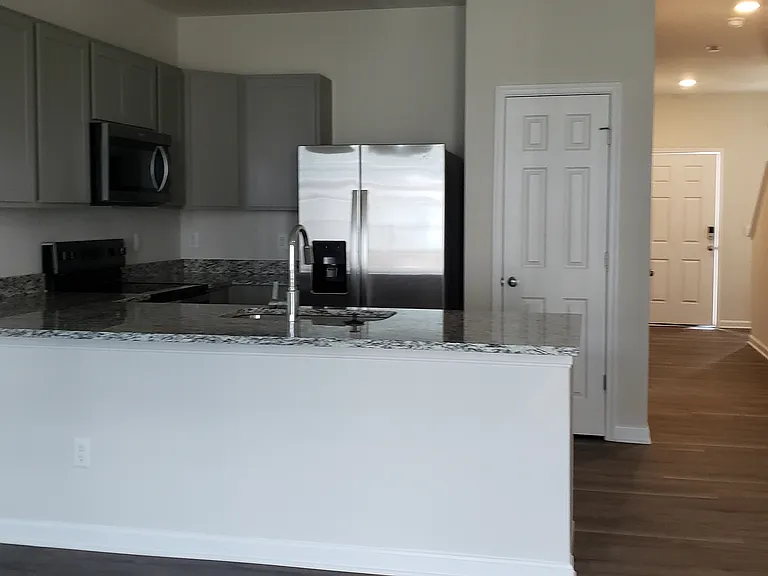 186 Caterpillar Dr — Photo 7
