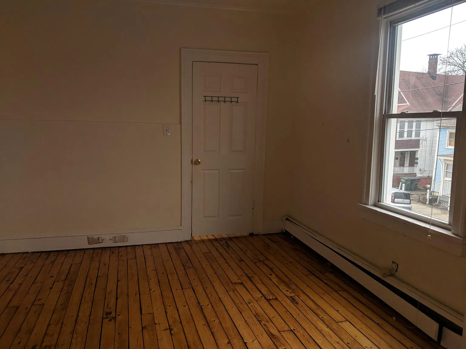3 bed, 1200 sqft, $1,795 — Photo 4
