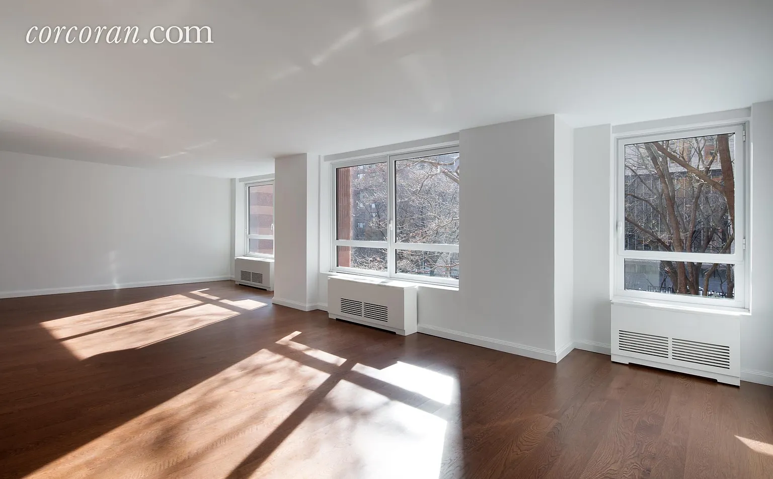 200 E 94th St APT 117 photo 1