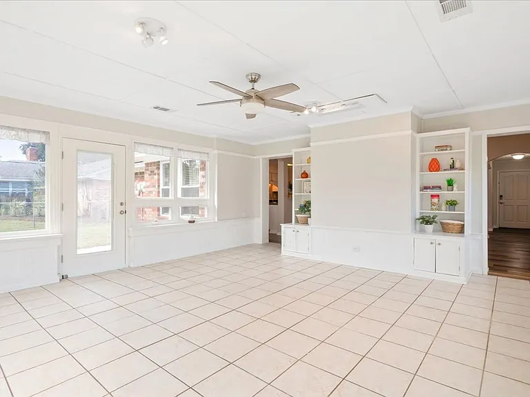 210 Pine Grove Dr — Photo 25