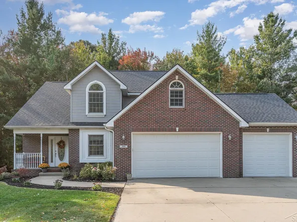 104 Broadhead Dr, Midland, MI 48642