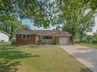 737 E Harvard Ave, El Dorado, KS 67042