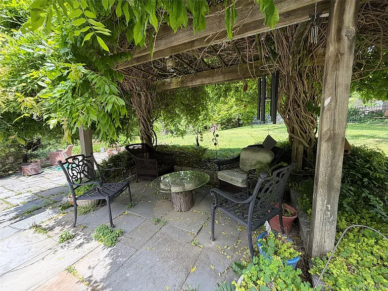 15 Inningwood Rd — Photo 28