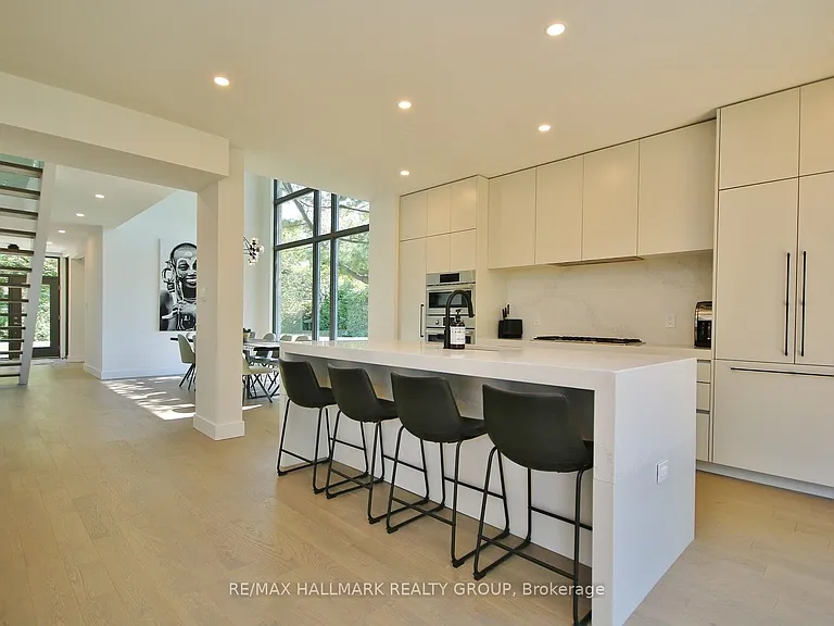 51 Chippewa Ave — Photo 17
