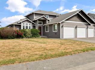 1706 SW Springfield Ct, Oak Harbor, WA 98277