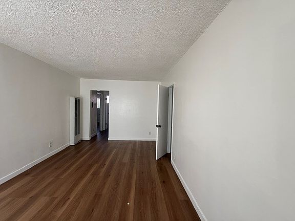 3rd image of 1358 W 37th St APT 1