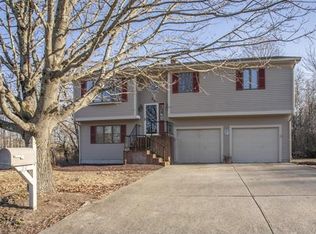 23 Laura Ln, Fairhaven, MA 02719