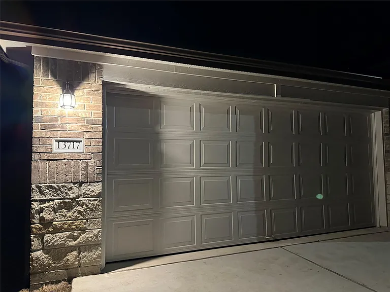 13717 Thomas Wheeler Way — Photo 3